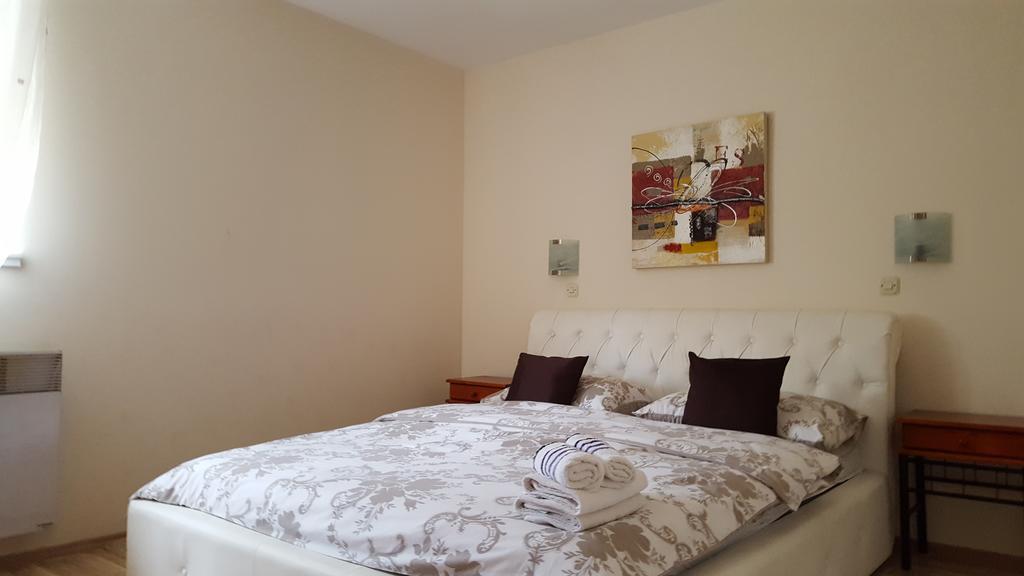 Villa Vanilla With Heated Pool Zadar Exterior photo