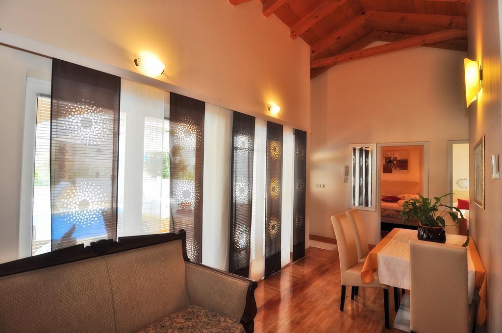 Villa Vanilla With Heated Pool Zadar Exterior photo