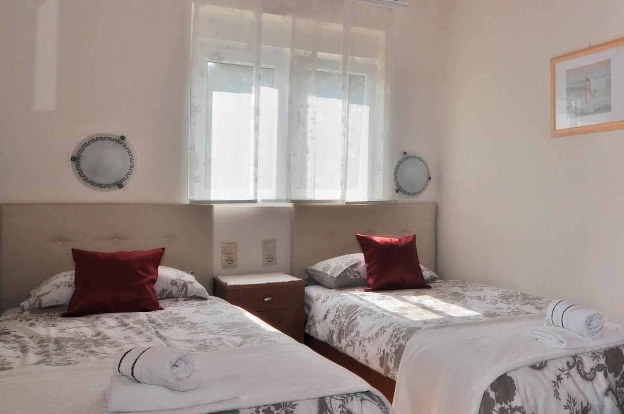 Villa Vanilla With Heated Pool Zadar Exterior photo
